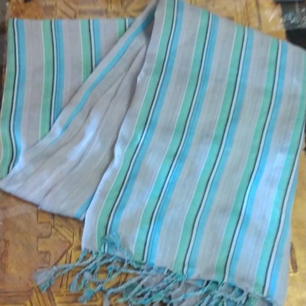 Long striped scarf